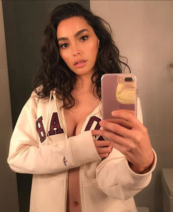 Adrianne ho page leaked private photo uncensored HD quality