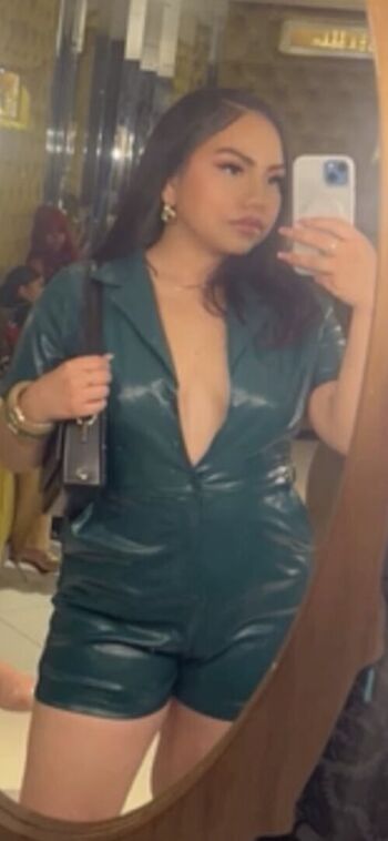 Ajanae reigns supreme leaked private photo uncensored HD quality
