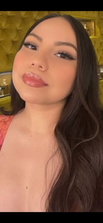 Ajanae reigns supreme leaked private photo uncensored HD quality