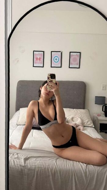 Alexiacaste  page leaked private photo uncensored HD quality