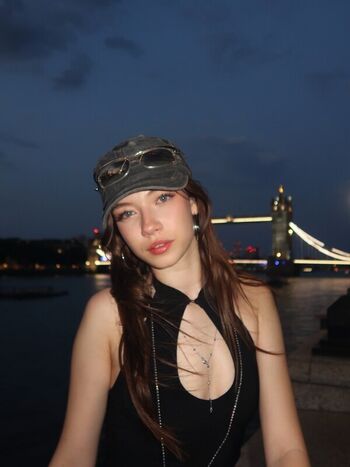 Alisa sezen sever leaked private photo uncensored HD quality