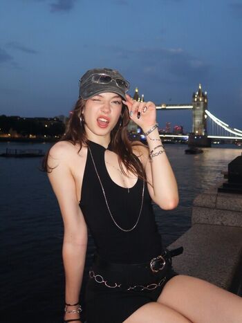 Alisa sezen sever leaked private photo uncensored HD quality