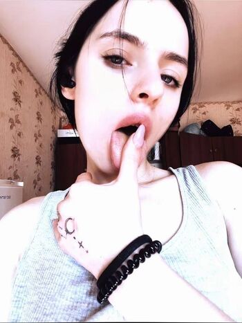 Amateur streamers leaked private photo uncensored HD quality