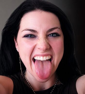 Amy lee leaked private photo uncensored HD quality