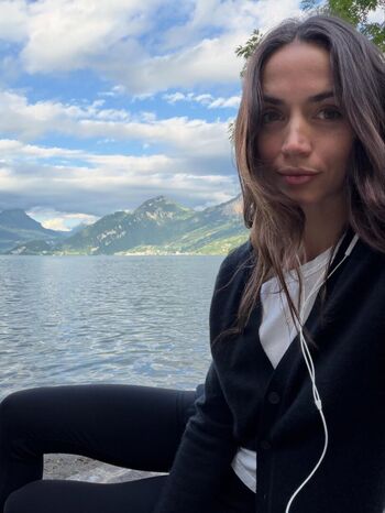 Ana de armas  page leaked private photo uncensored HD quality