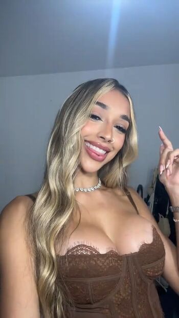 Anaamorim leaked private photo uncensored HD quality