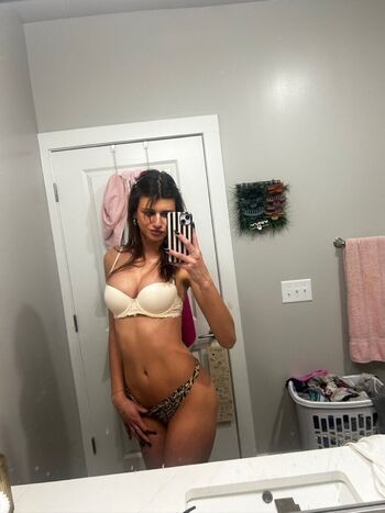 Anngrayson leaked private photo uncensored HD quality