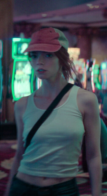 Anya taylor joy  page leaked private photo uncensored HD quality