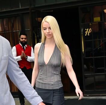 Anya taylor joy  page leaked private photo uncensored HD quality