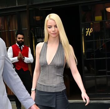 Anya taylor joy  page leaked private photo uncensored HD quality
