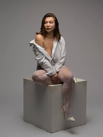 Apoline perret leaked private photo uncensored HD quality
