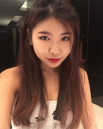 Arathehotwife leaked private photo uncensored HD quality