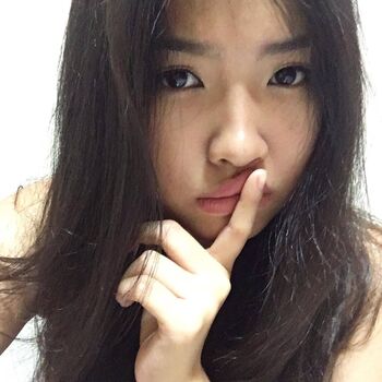 Arathehotwife leaked private photo uncensored HD quality