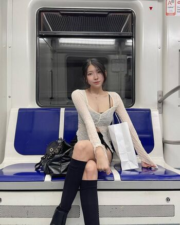 Arathehotwife leaked private photo uncensored HD quality
