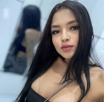 Ariane paes leaked private photo uncensored HD quality