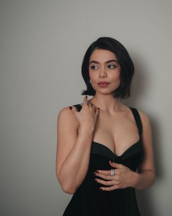 Auli i cravalho page leaked private photo uncensored HD quality