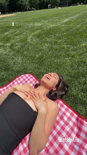 Auli i cravalho leaked private photo uncensored HD quality