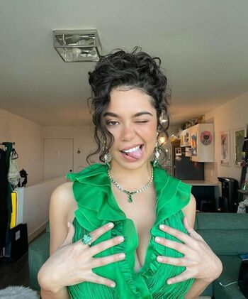 Aulii cravalho page leaked private photo uncensored HD quality