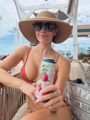 Autumn calabrese leaked private photo uncensored HD quality