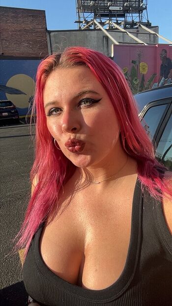 Averageallison leaked private photo uncensored HD quality