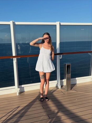 Avery shipp leaked private photo uncensored HD quality