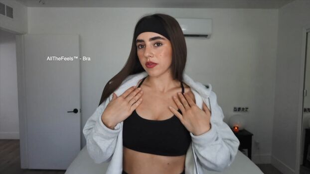 Avia butler page leaked private photo uncensored HD quality