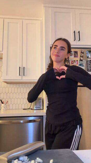 Avia butler leaked private photo uncensored HD quality