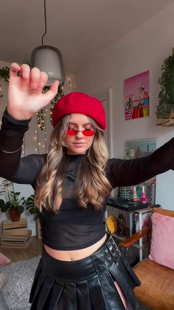 Axelle maga page leaked private photo uncensored HD quality