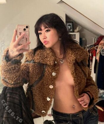 Beabadoobee page leaked private photo uncensored HD quality