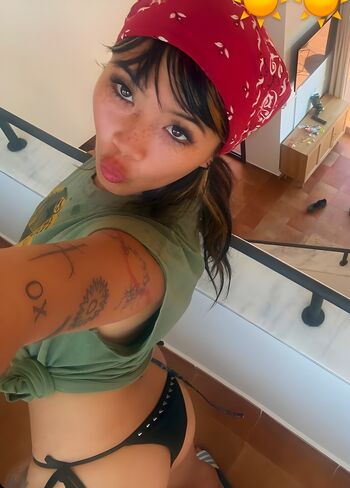 Beabadoobee page leaked private photo uncensored HD quality