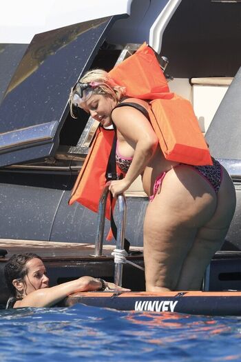Bebe rexha page leaked private photo uncensored HD quality