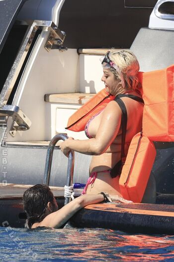 Bebe rexha page leaked private photo uncensored HD quality