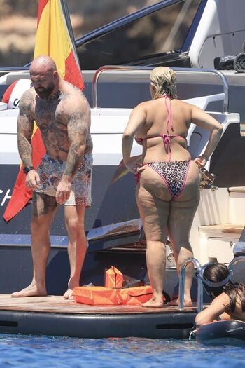 Bebe rexha leaked private photo uncensored HD quality