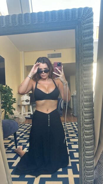 Bella thorne  page leaked private photo uncensored HD quality