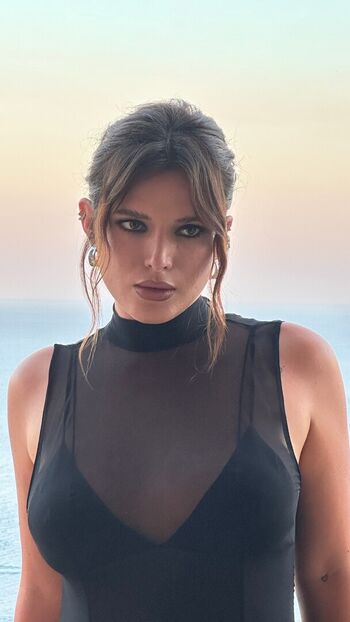 Bella thorne  page leaked private photo uncensored HD quality