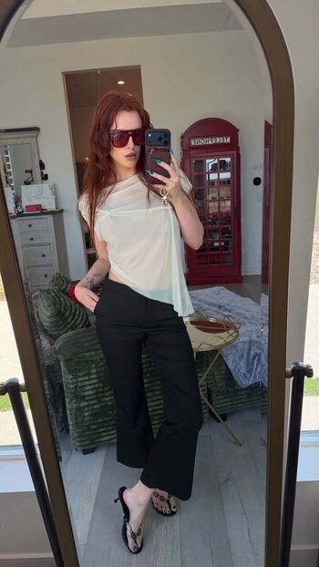 Bella thorne  page leaked private photo uncensored HD quality