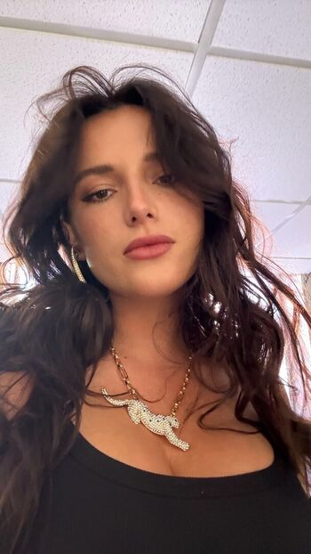 Bella thorne  page leaked private photo uncensored HD quality