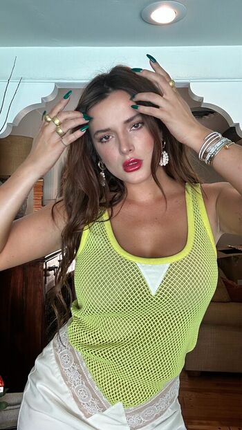 Bella thorne  page leaked private photo uncensored HD quality