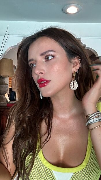 Bella thorne  page leaked private photo uncensored HD quality