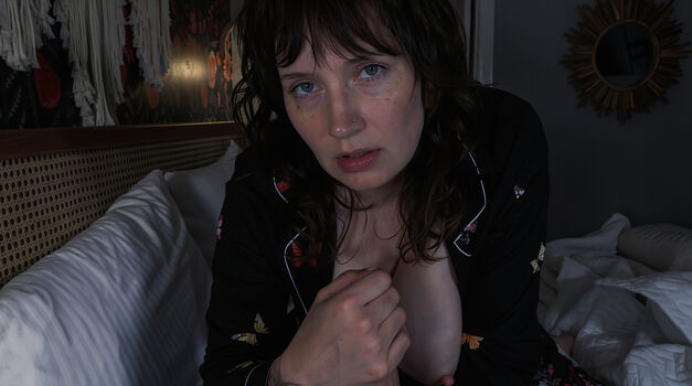 Bettie bondage  page leaked private photo uncensored HD quality