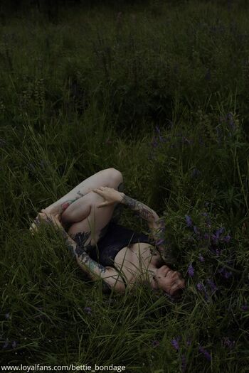 Bettie bondage  page leaked private photo uncensored HD quality