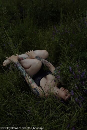 Bettie bondage  page leaked private photo uncensored HD quality