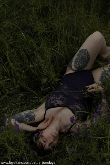 Bettie bondage  page leaked private photo uncensored HD quality