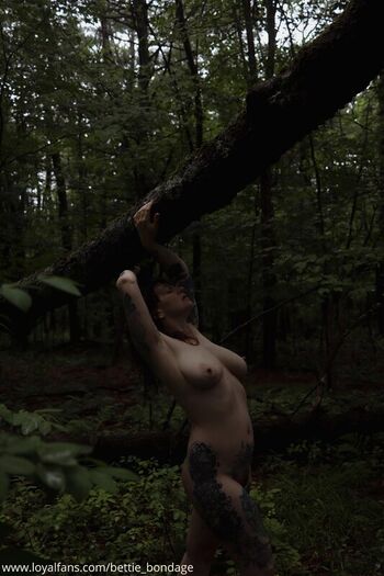Bettie bondage  page leaked private photo uncensored HD quality