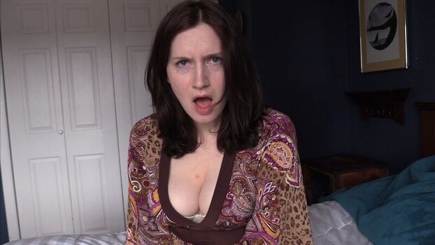 Bettie bondage  page leaked private photo uncensored HD quality