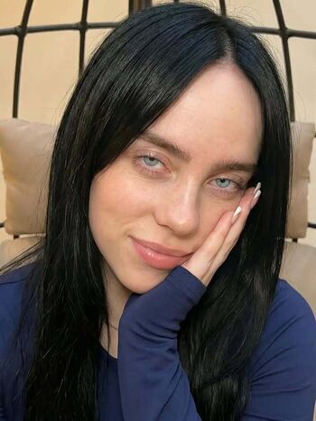 Billie eilish  page leaked private photo uncensored HD quality