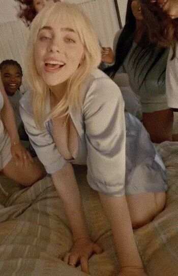 Billie eilish  page leaked private photo uncensored HD quality