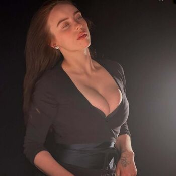 Billie eilish  page leaked private photo uncensored HD quality