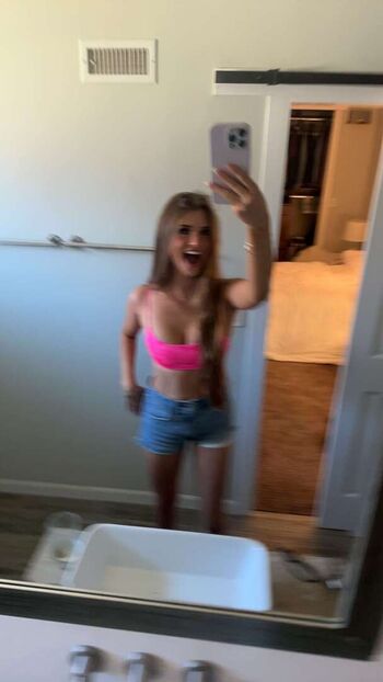 Brooke monk  page leaked private photo uncensored HD quality