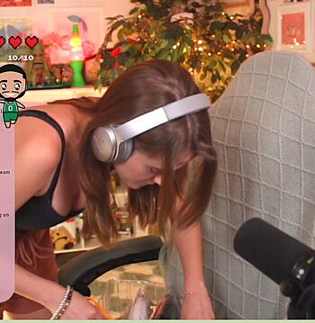 Caitlin marie reacts leaked private photo uncensored HD quality